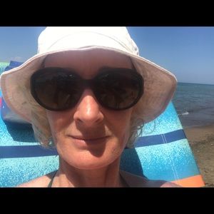 Meet your Posher, Nicola